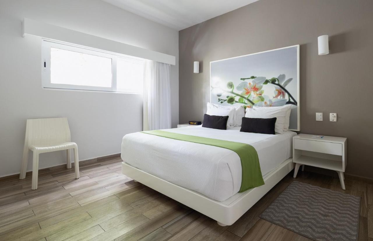 Azura Boutique Hotel ตูลุม ภายนอก รูปภาพ